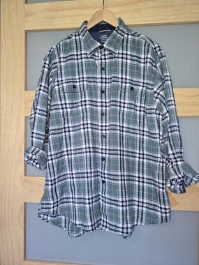 Izod Green and White Plaid Button-Down Shirt